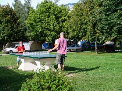 Tennis de table Camping Les Berges du Guiers St Laurent du Pont