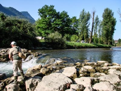 Pêche dans le Guiers à St Laurent du Pont 